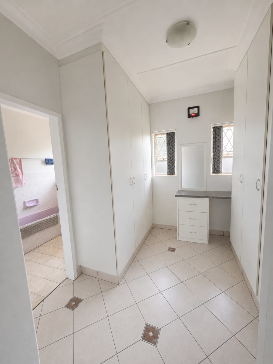 3 Bedroom Property for Sale in Verwoerdpark Gauteng