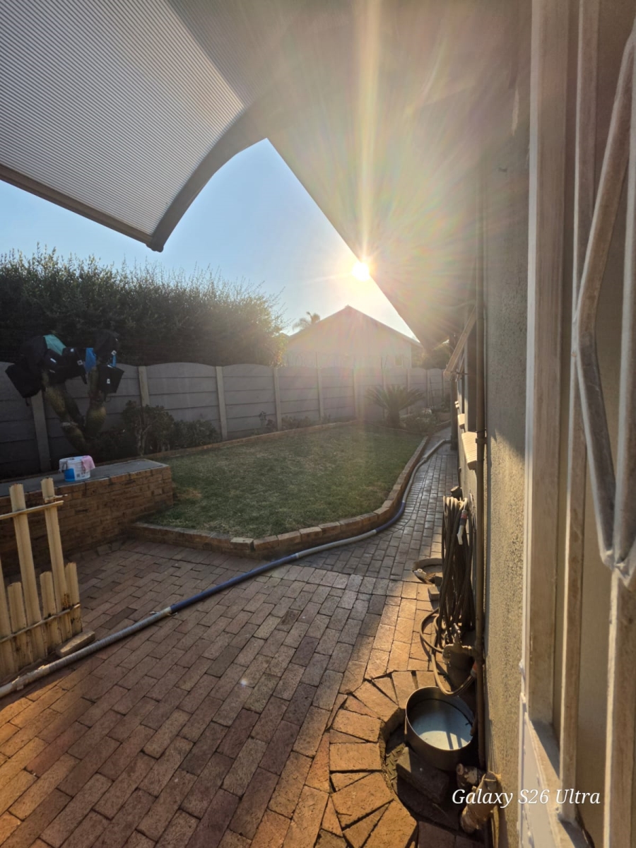 3 Bedroom Property for Sale in Verwoerdpark Gauteng