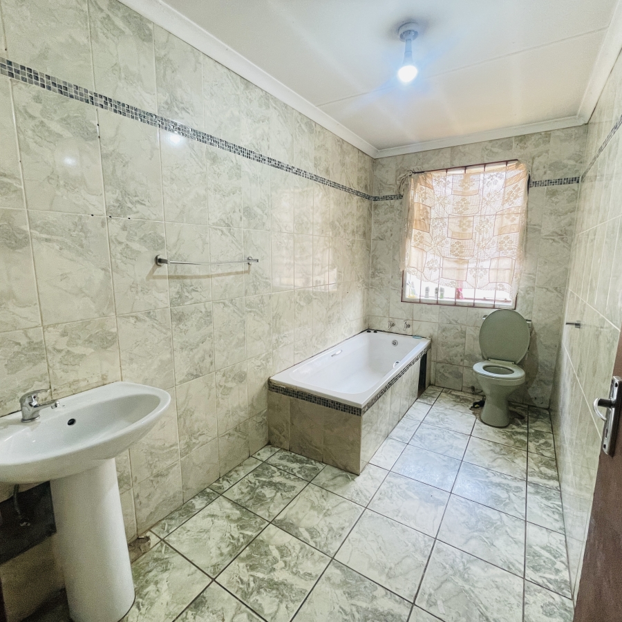 3 Bedroom Property for Sale in Eldorado Park Gauteng