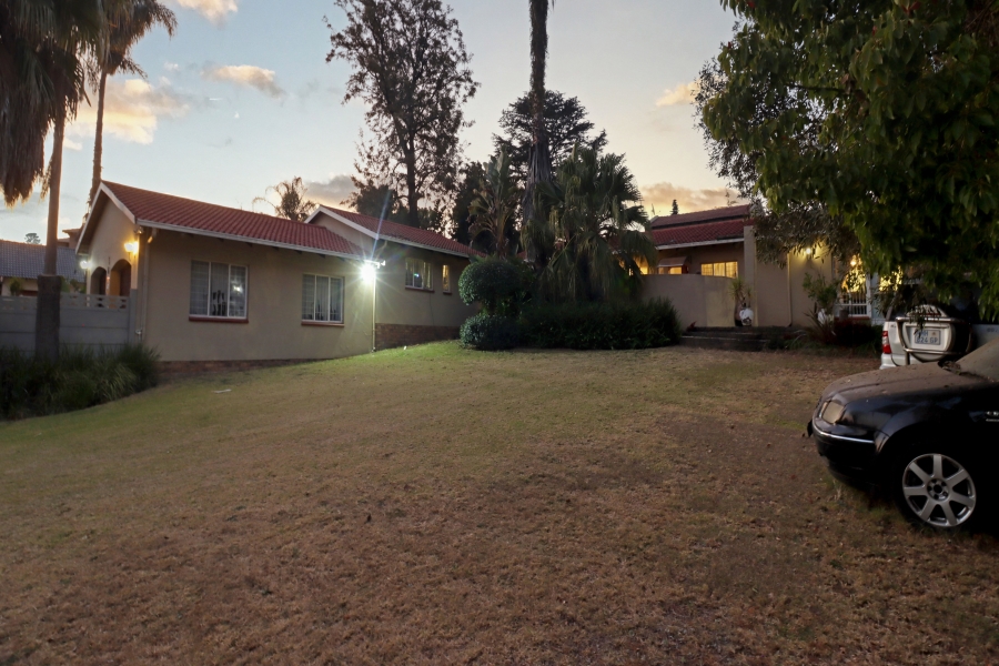 3 Bedroom Property for Sale in Vorna Valley Gauteng