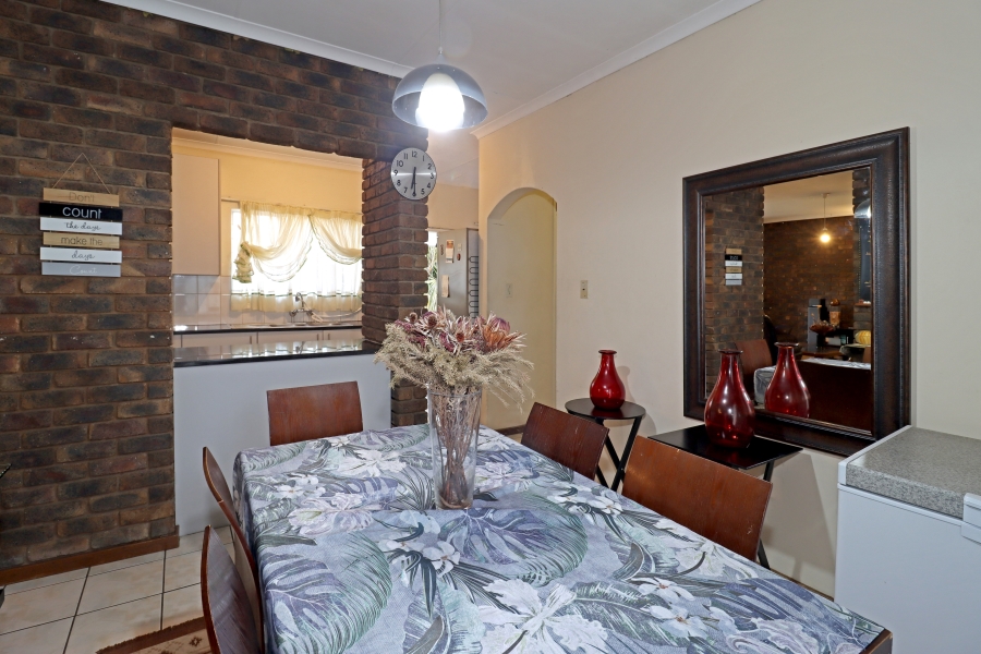 3 Bedroom Property for Sale in Vorna Valley Gauteng