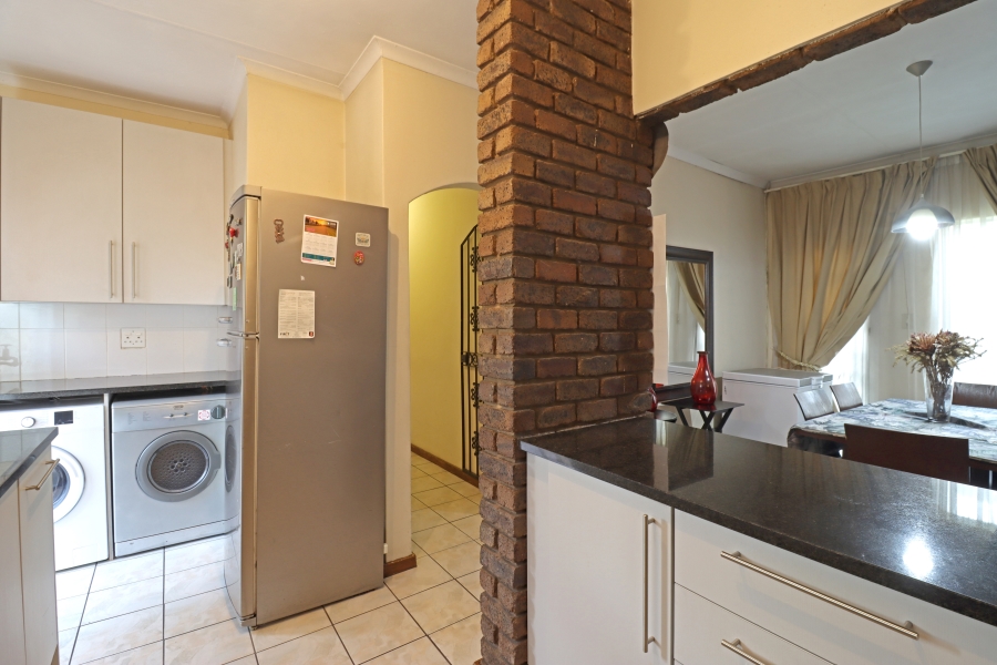 3 Bedroom Property for Sale in Vorna Valley Gauteng