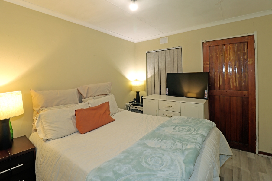 3 Bedroom Property for Sale in Vorna Valley Gauteng