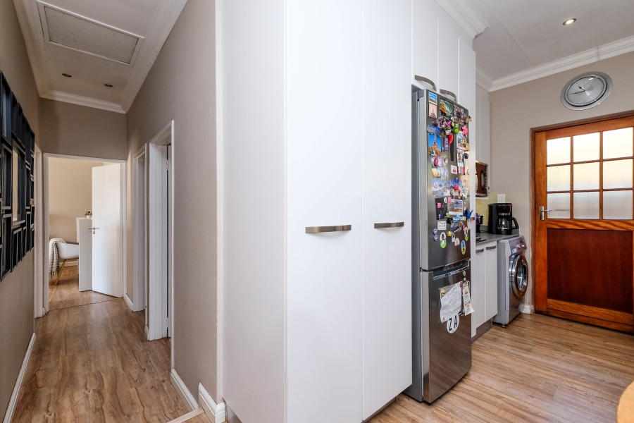 3 Bedroom Property for Sale in Radiokop Gauteng
