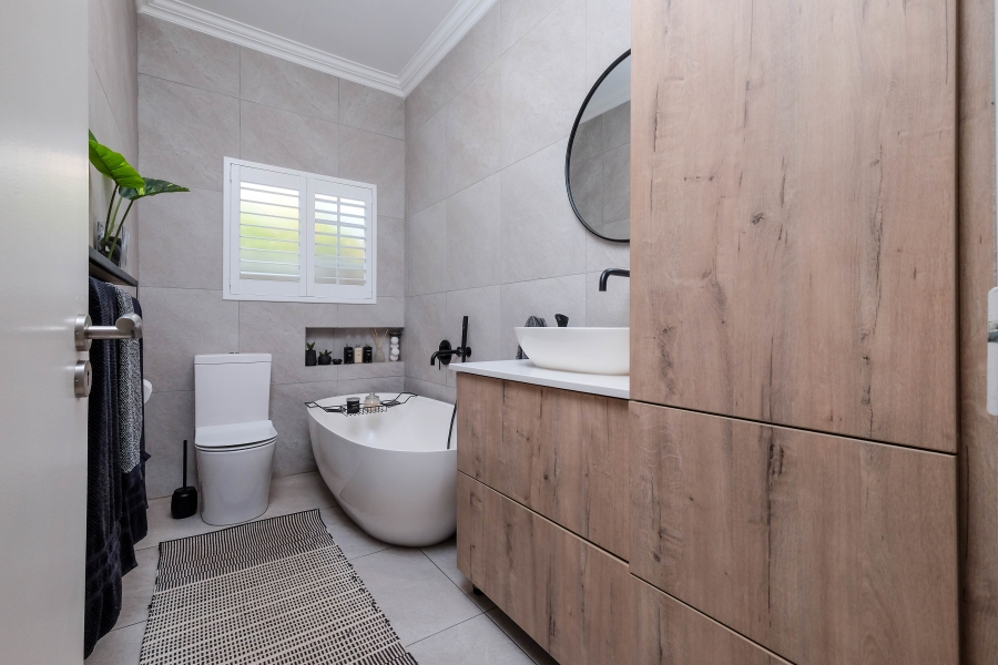 3 Bedroom Property for Sale in Radiokop Gauteng