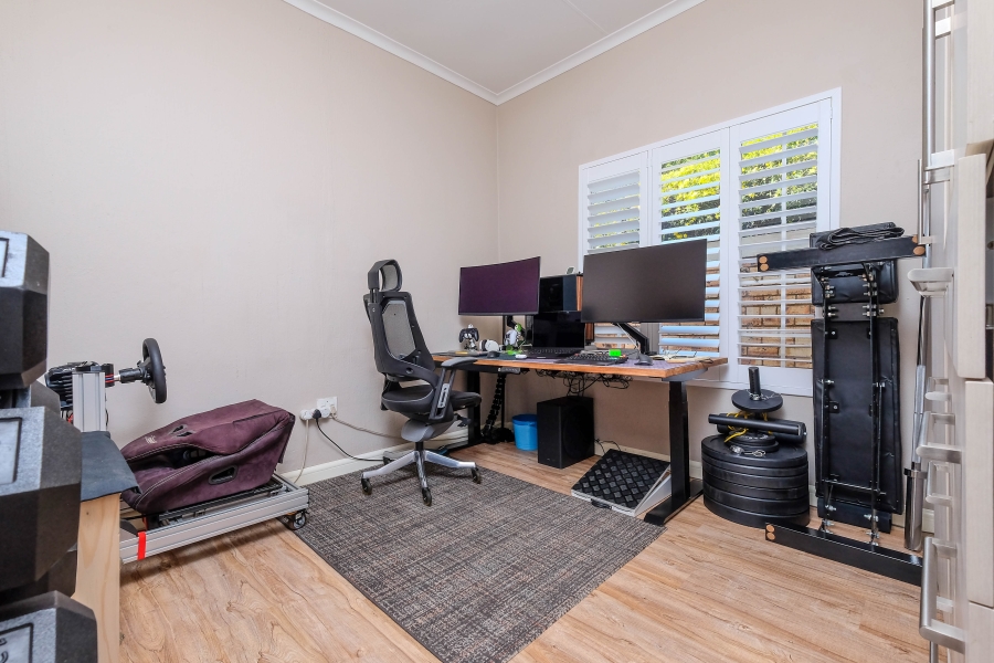 3 Bedroom Property for Sale in Radiokop Gauteng