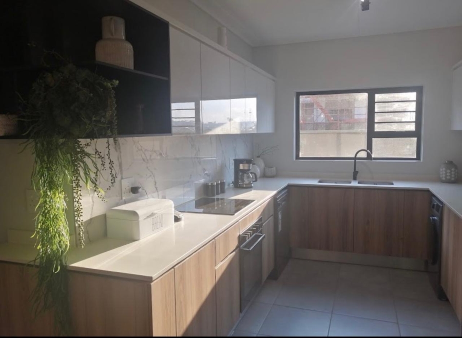 To Let 3 Bedroom Property for Rent in Waterfall Gauteng