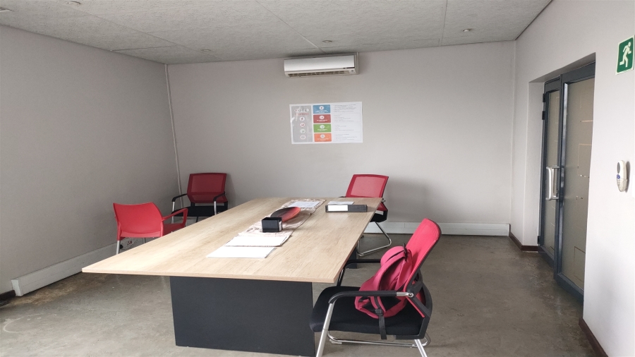 To Let Commercial Property for Rent in North Riding Gauteng