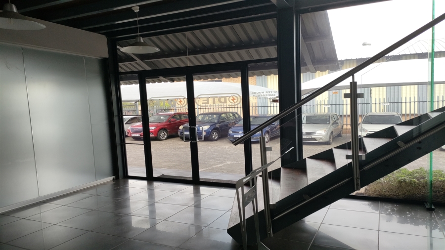 To Let Commercial Property for Rent in North Riding Gauteng