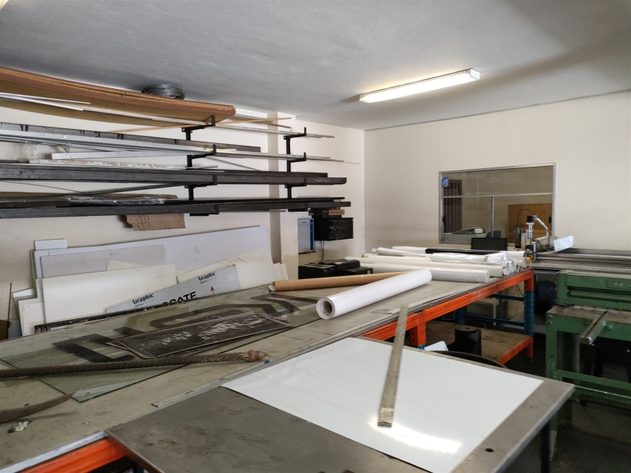 To Let Commercial Property for Rent in North Riding Gauteng