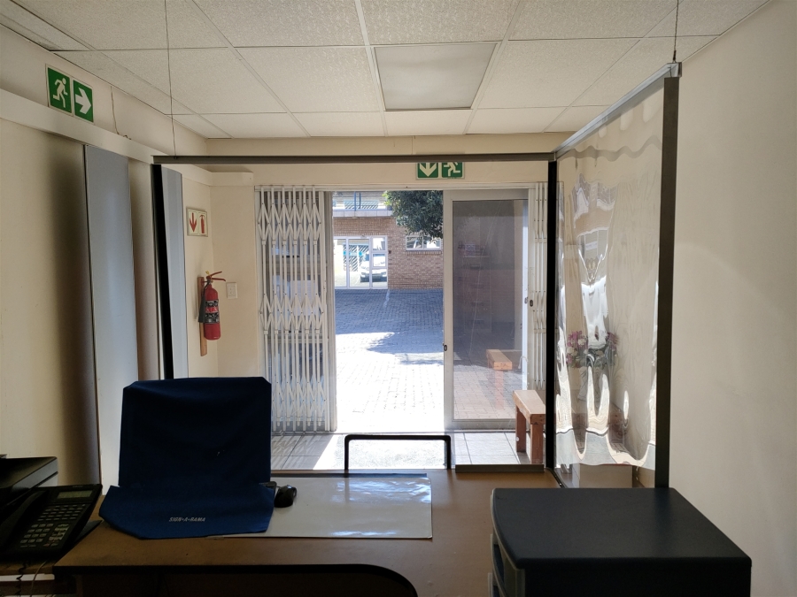 To Let Commercial Property for Rent in North Riding Gauteng