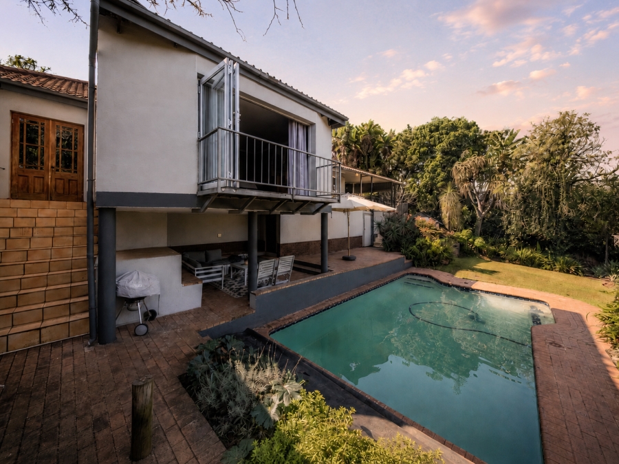 4 Bedroom Property for Sale in Faerie Glen Gauteng