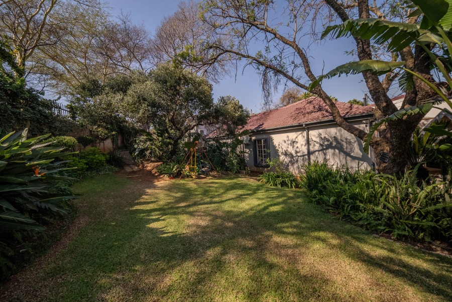 4 Bedroom Property for Sale in Faerie Glen Gauteng