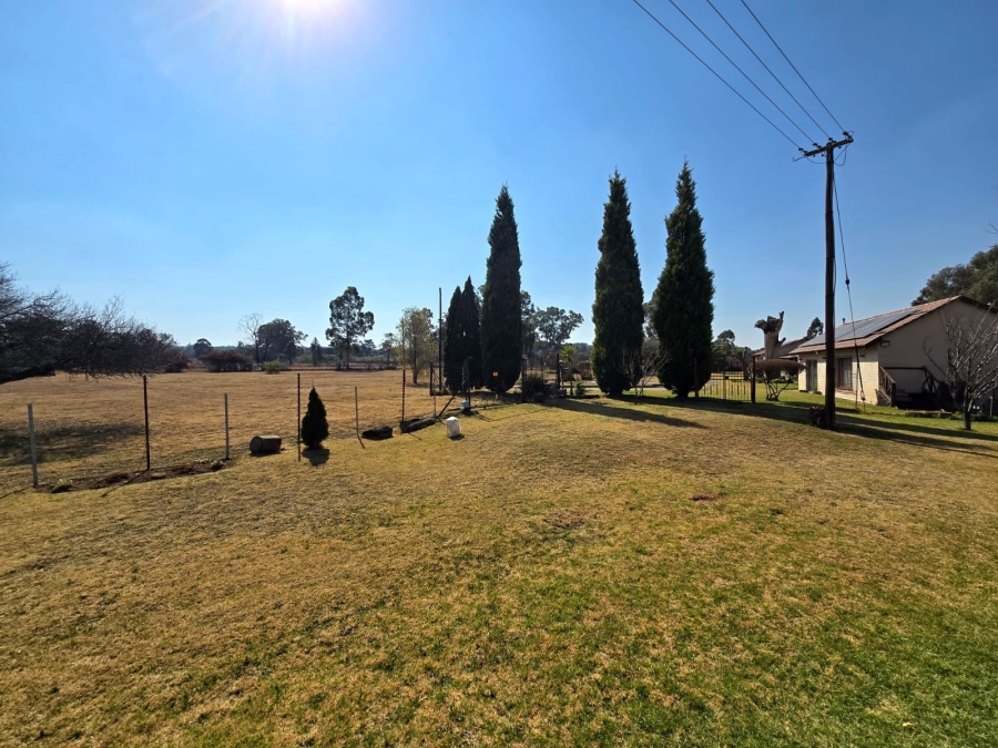 7 Bedroom Property for Sale in Homestead Apple Orchards Gauteng