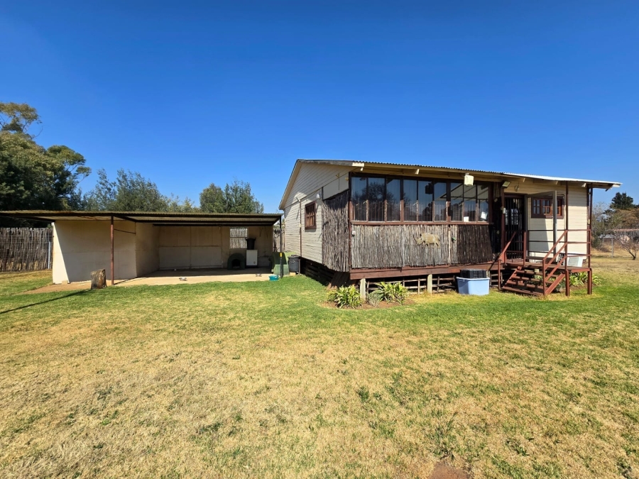 7 Bedroom Property for Sale in Homestead Apple Orchards Gauteng
