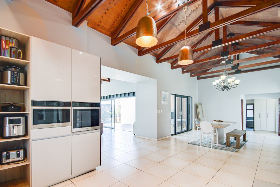 To Let 4 Bedroom Property for Rent in Copperleaf Estate Gauteng