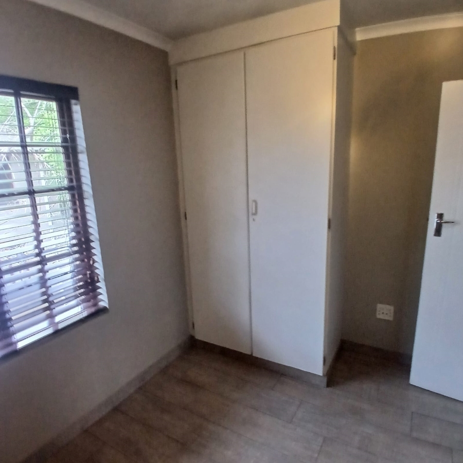 To Let 3 Bedroom Property for Rent in Riviera Gauteng