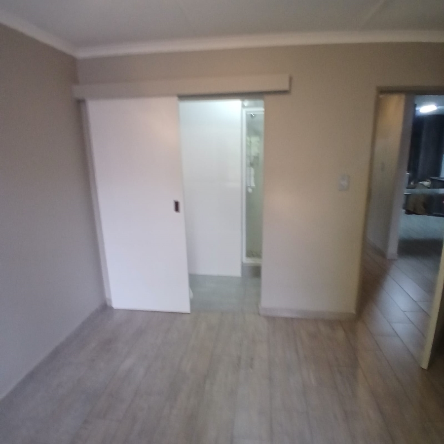 To Let 3 Bedroom Property for Rent in Riviera Gauteng