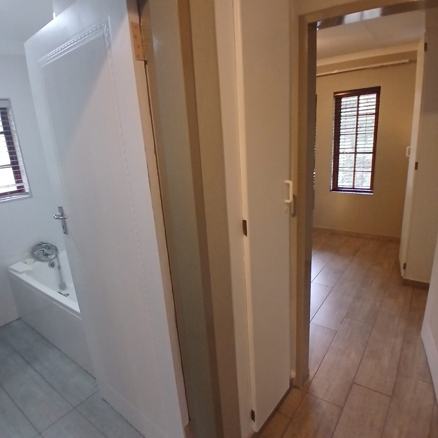 To Let 3 Bedroom Property for Rent in Riviera Gauteng
