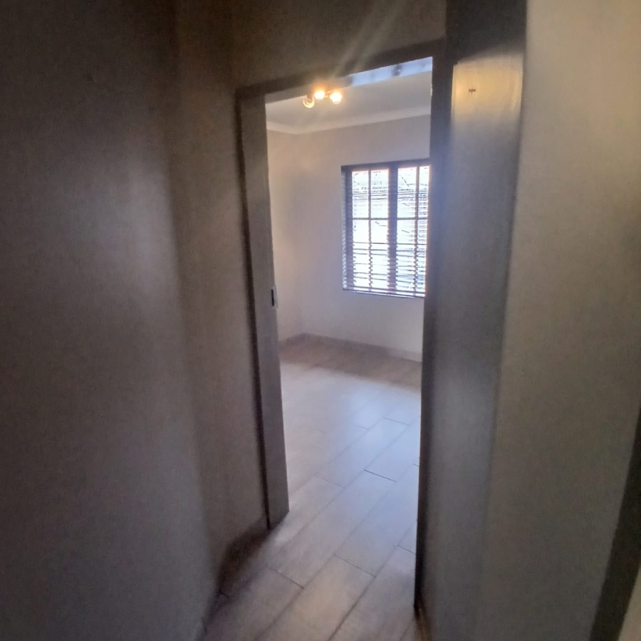 To Let 3 Bedroom Property for Rent in Riviera Gauteng