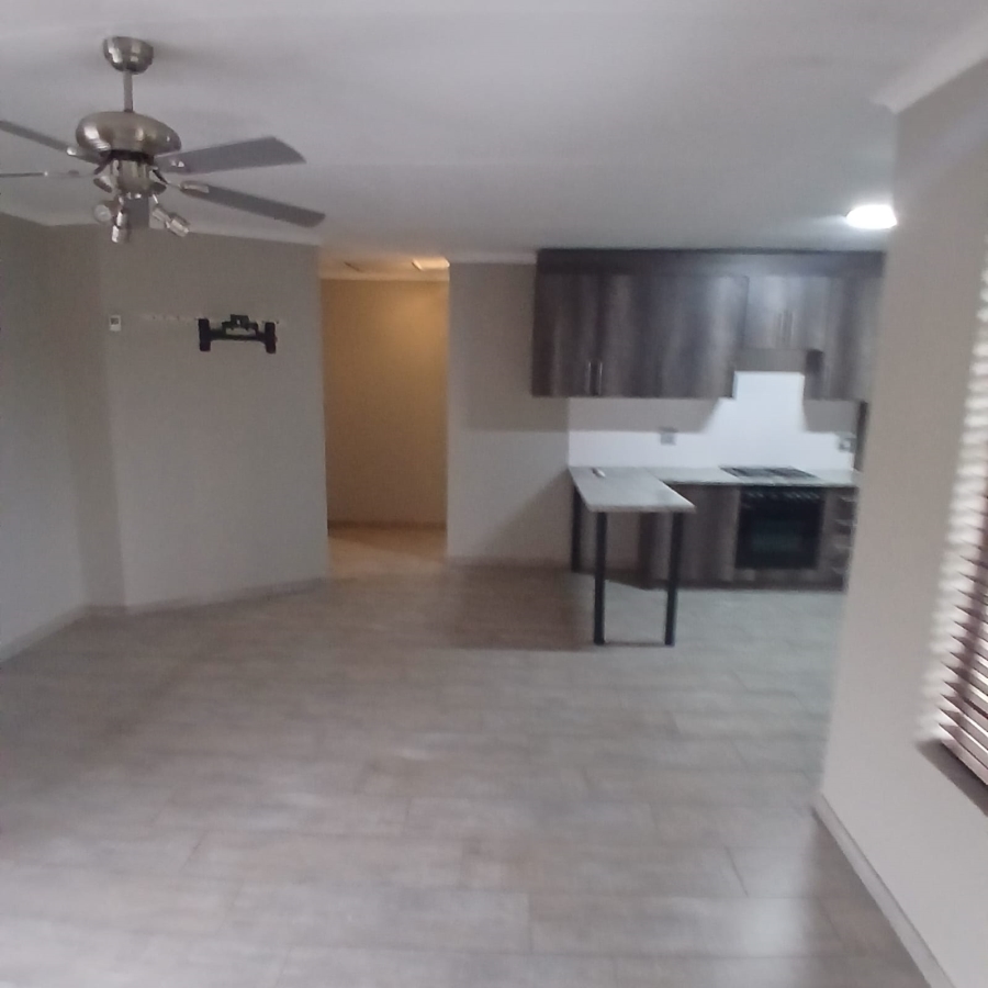 To Let 3 Bedroom Property for Rent in Riviera Gauteng