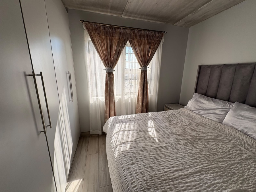 To Let 2 Bedroom Property for Rent in South Hills Gauteng