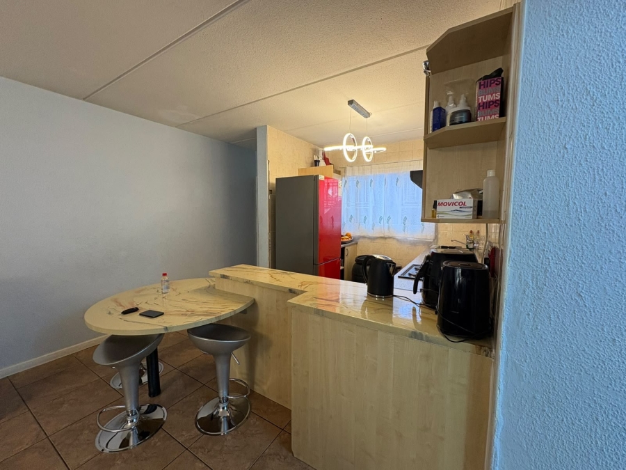 To Let 2 Bedroom Property for Rent in Risana Gauteng