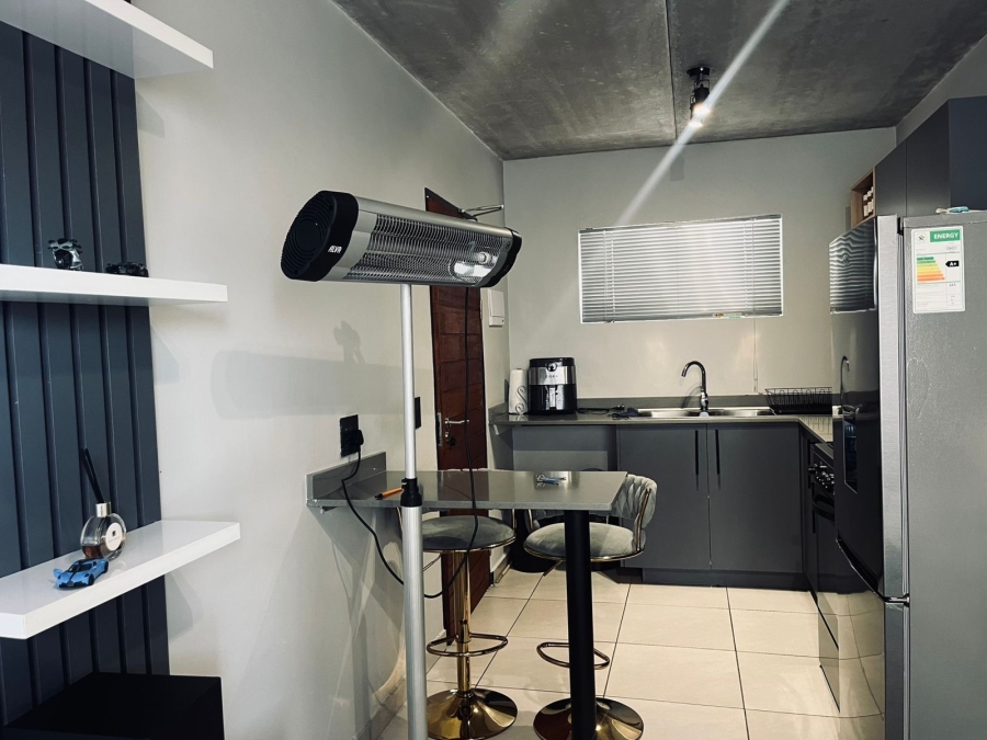 To Let 2 Bedroom Property for Rent in South Hills Gauteng