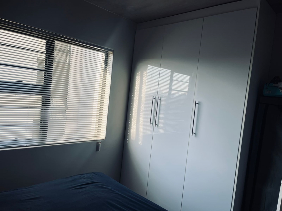 To Let 2 Bedroom Property for Rent in South Hills Gauteng