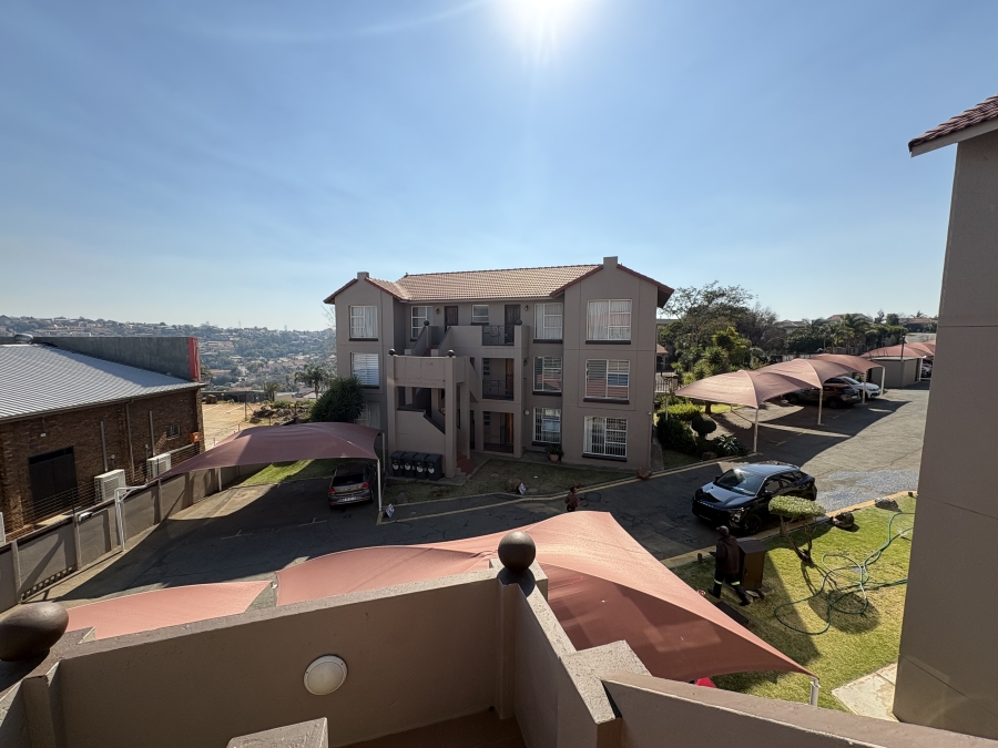 2 Bedroom Property for Sale in Bassonia Gauteng