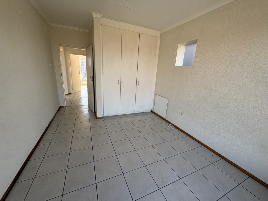 2 Bedroom Property for Sale in Bassonia Gauteng