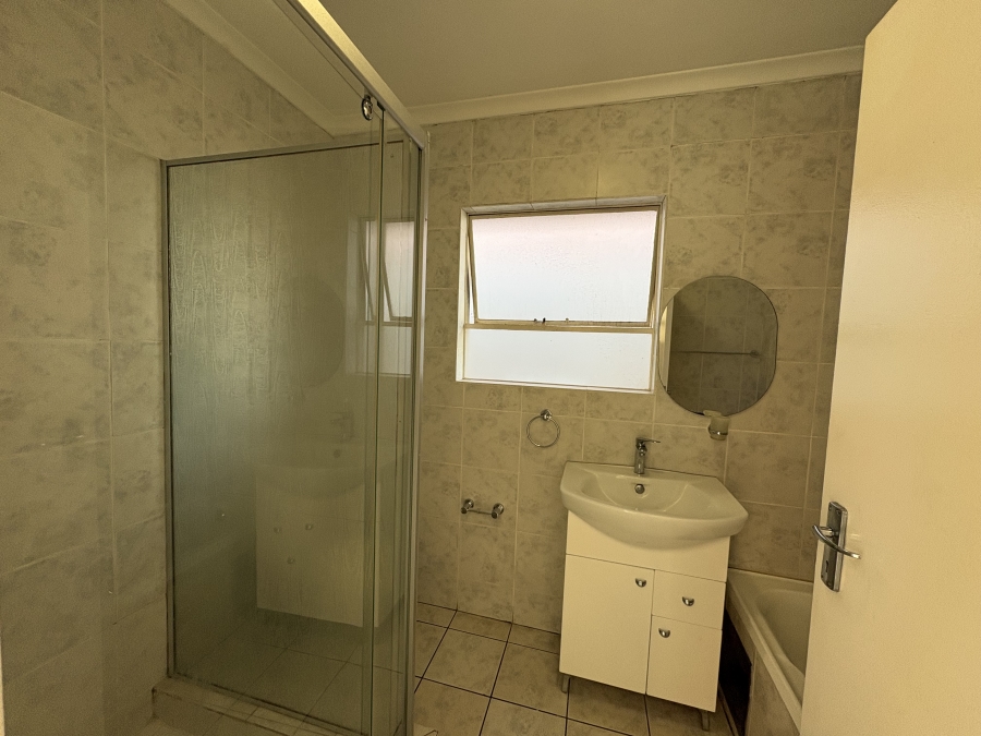 2 Bedroom Property for Sale in Bassonia Gauteng