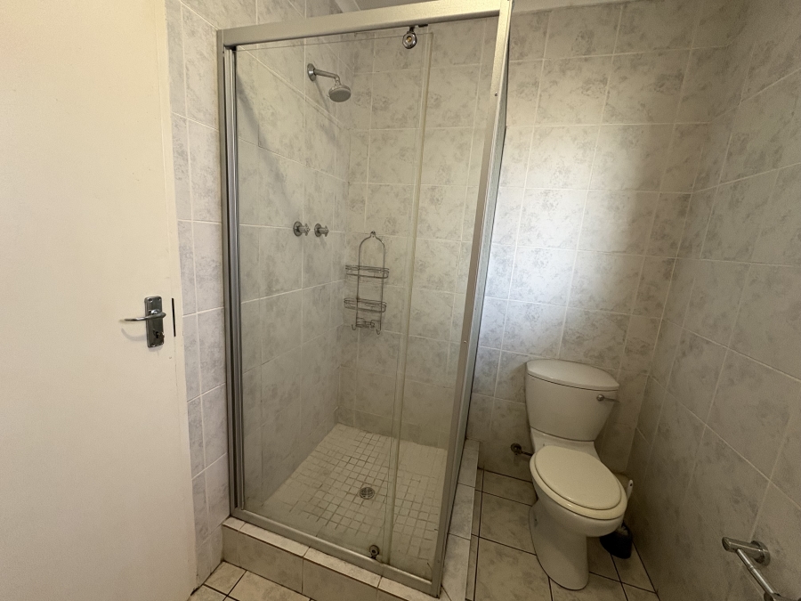 2 Bedroom Property for Sale in Bassonia Gauteng