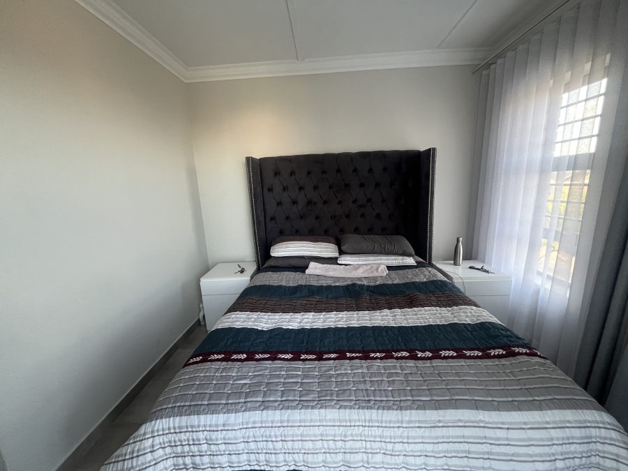 To Let 3 Bedroom Property for Rent in South Hills Gauteng