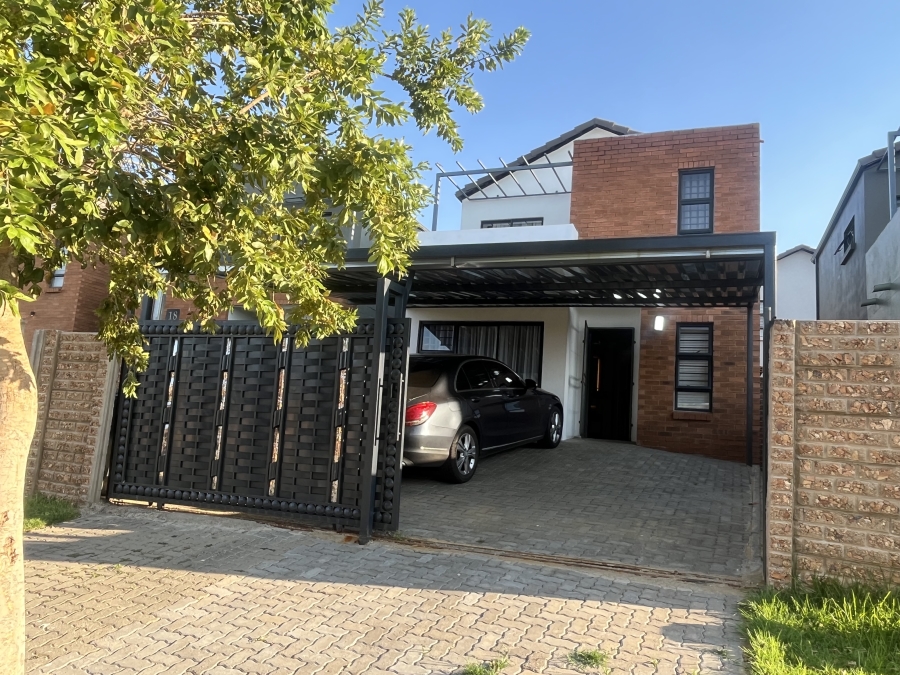 To Let 3 Bedroom Property for Rent in South Hills Gauteng