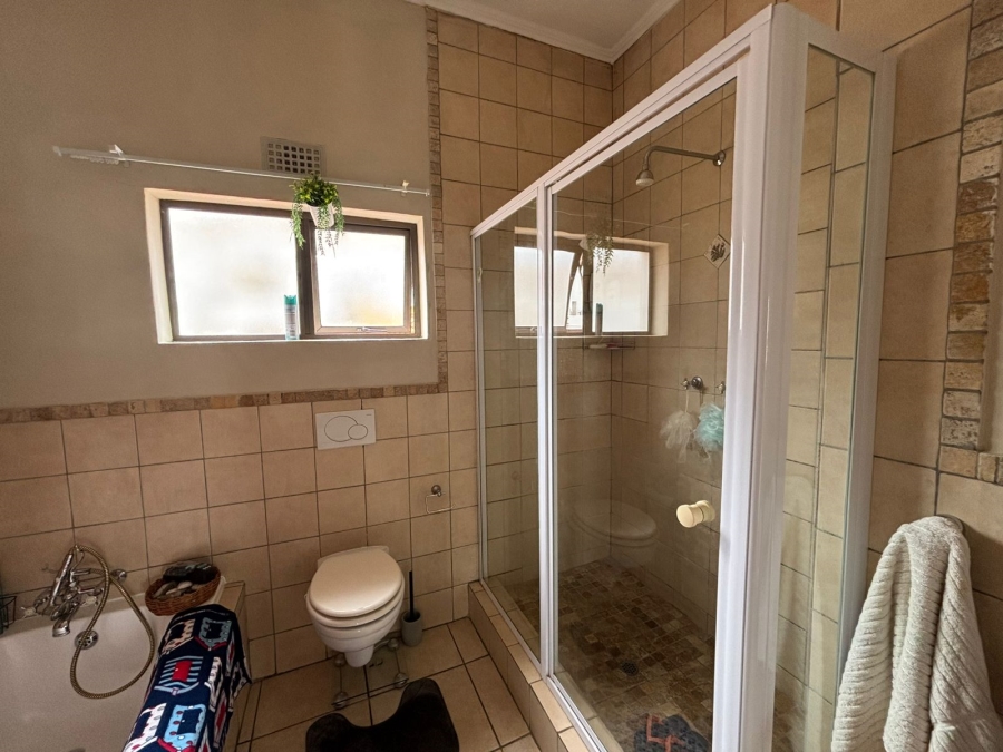 3 Bedroom Property for Sale in Allens Nek Gauteng