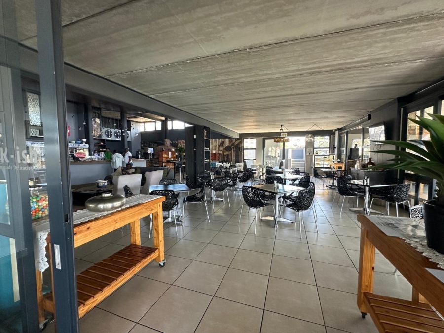 To Let 1 Bedroom Property for Rent in Modderfontein Gauteng
