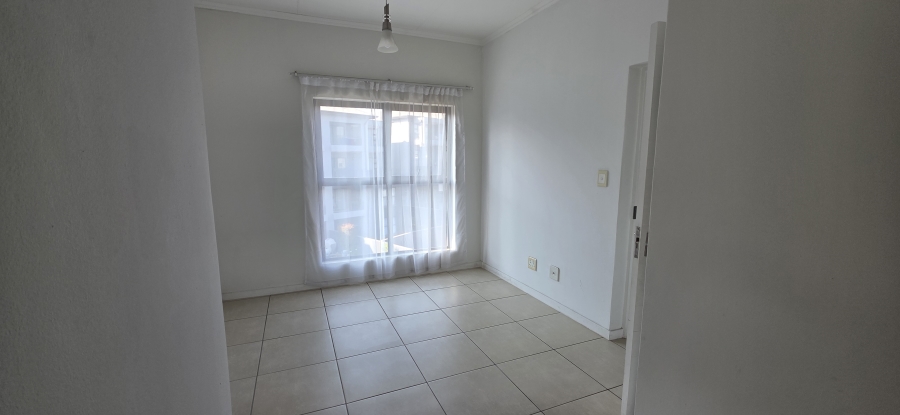 To Let 1 Bedroom Property for Rent in Modderfontein Gauteng