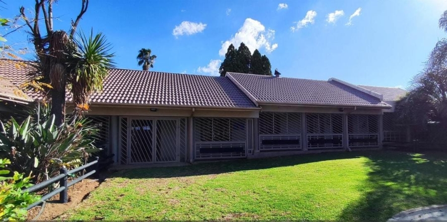 4 Bedroom Property for Sale in Van Riebeeck Park Gauteng