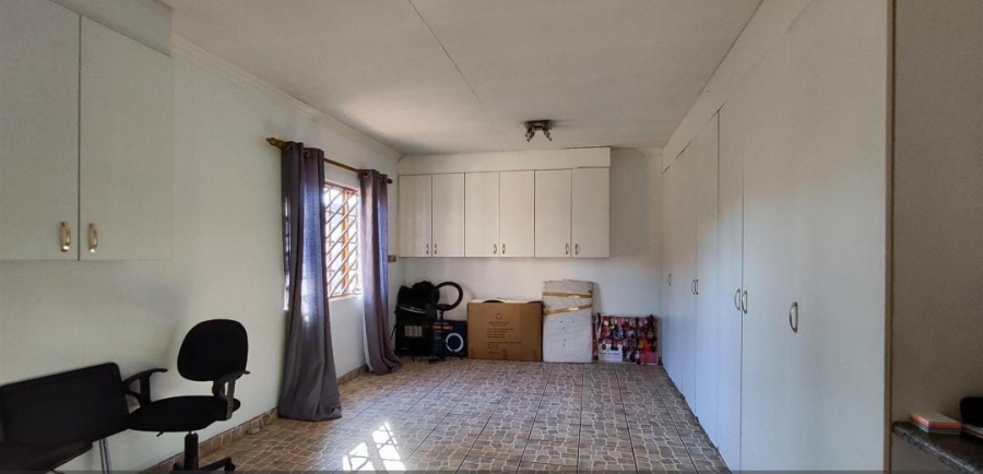 4 Bedroom Property for Sale in Van Riebeeck Park Gauteng