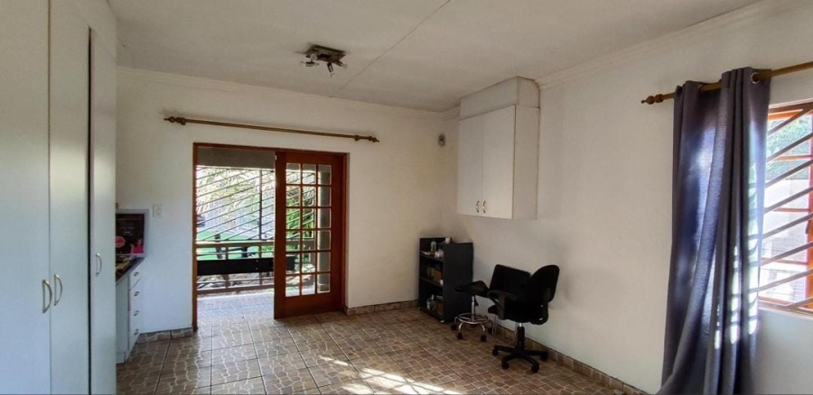 4 Bedroom Property for Sale in Van Riebeeck Park Gauteng