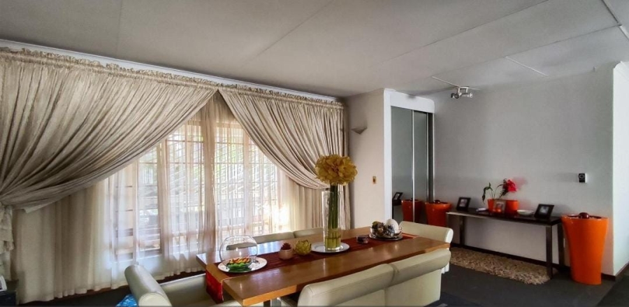 4 Bedroom Property for Sale in Van Riebeeck Park Gauteng