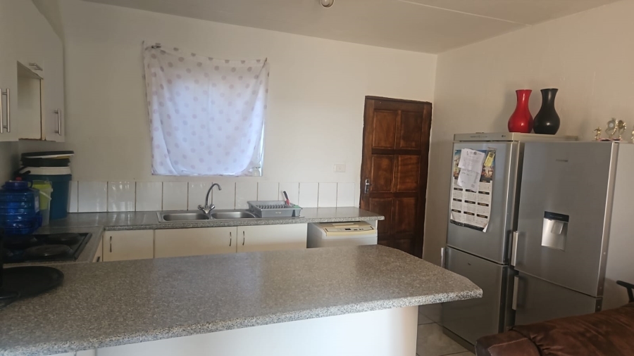 2 Bedroom Property for Sale in Chloorkop Gauteng