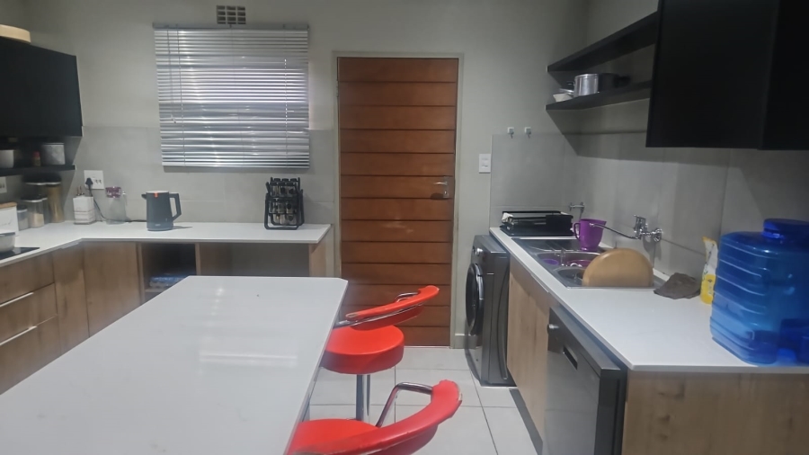 3 Bedroom Property for Sale in Cosmo City Gauteng