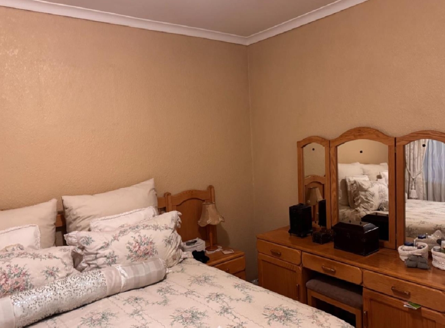 3 Bedroom Property for Sale in Discovery Gauteng