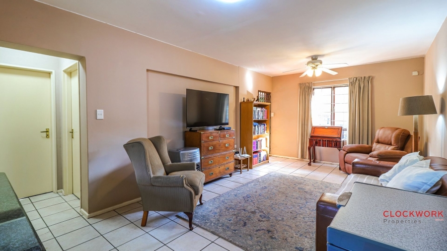2 Bedroom Property for Sale in Bryanston Gauteng