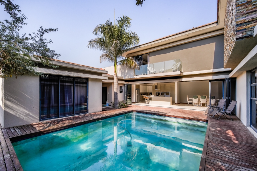 5 Bedroom Property for Sale in Willow Acres Gauteng