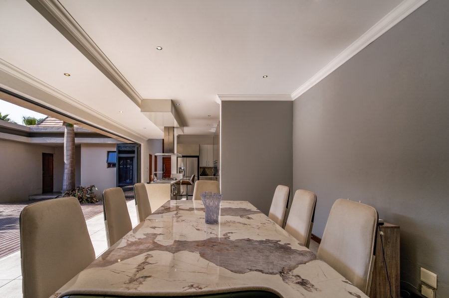 5 Bedroom Property for Sale in Willow Acres Gauteng