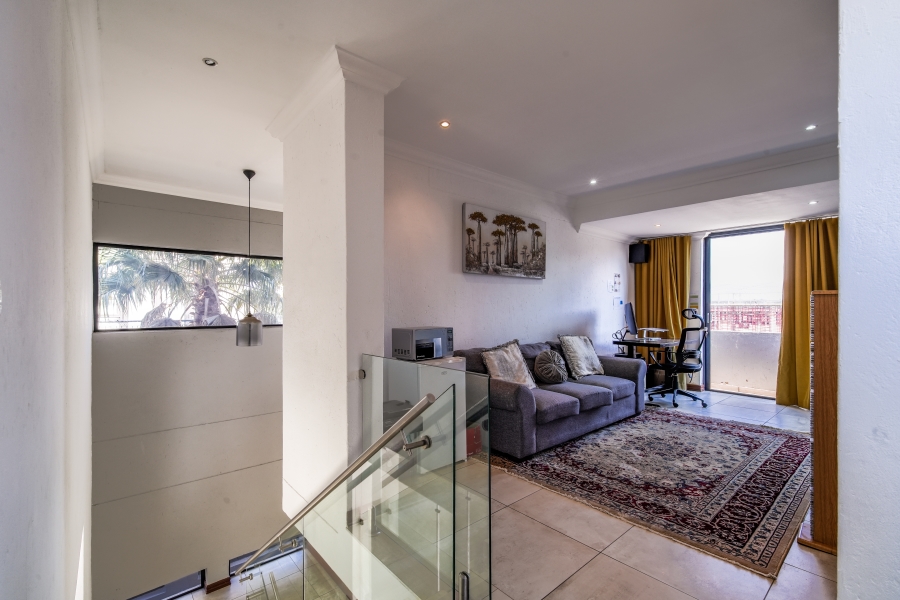 5 Bedroom Property for Sale in Willow Acres Gauteng