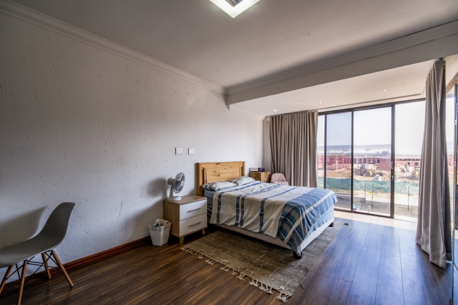5 Bedroom Property for Sale in Willow Acres Gauteng